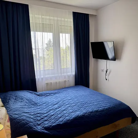 Gosciniec Nad Zlota Rybka בית הארחה 3*
