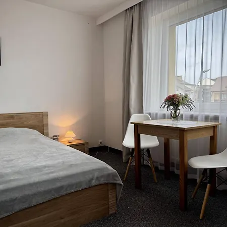 Gosciniec Nad Zlota Rybka 3*